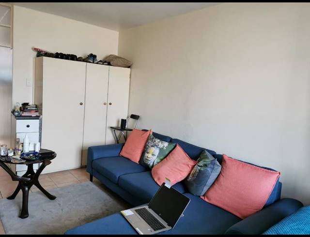 1 BEDROOM PROPERTY TO RENT IN SOUTH BEACH